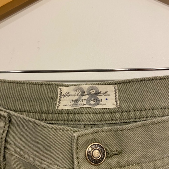 Free People Maggie Mid Rise Baggy Distressed Straight Leg Jeans in Green Size 28 - Picture 7 of 7